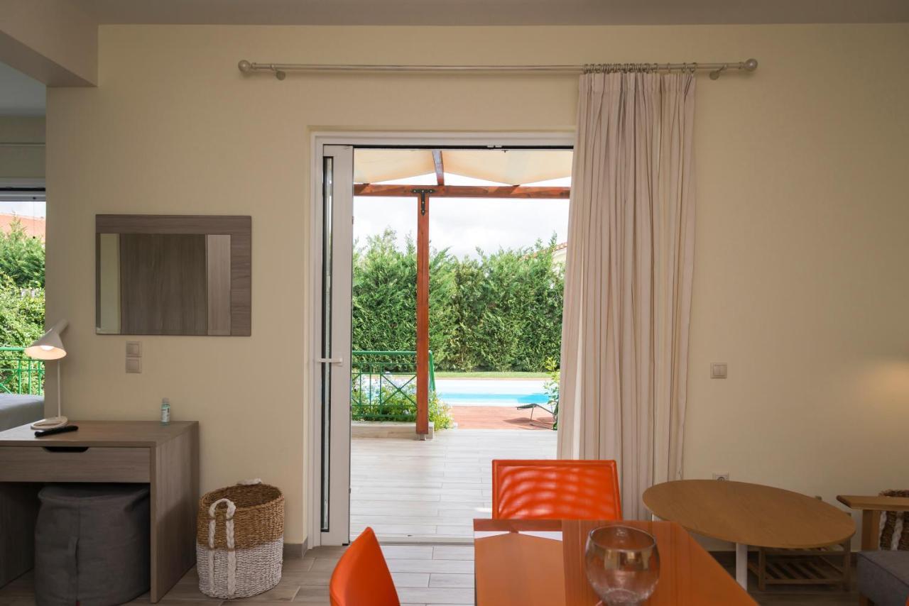 Venus Villa With Private Pool, 2Min To The Beach Finikounta Eksteriør bilde